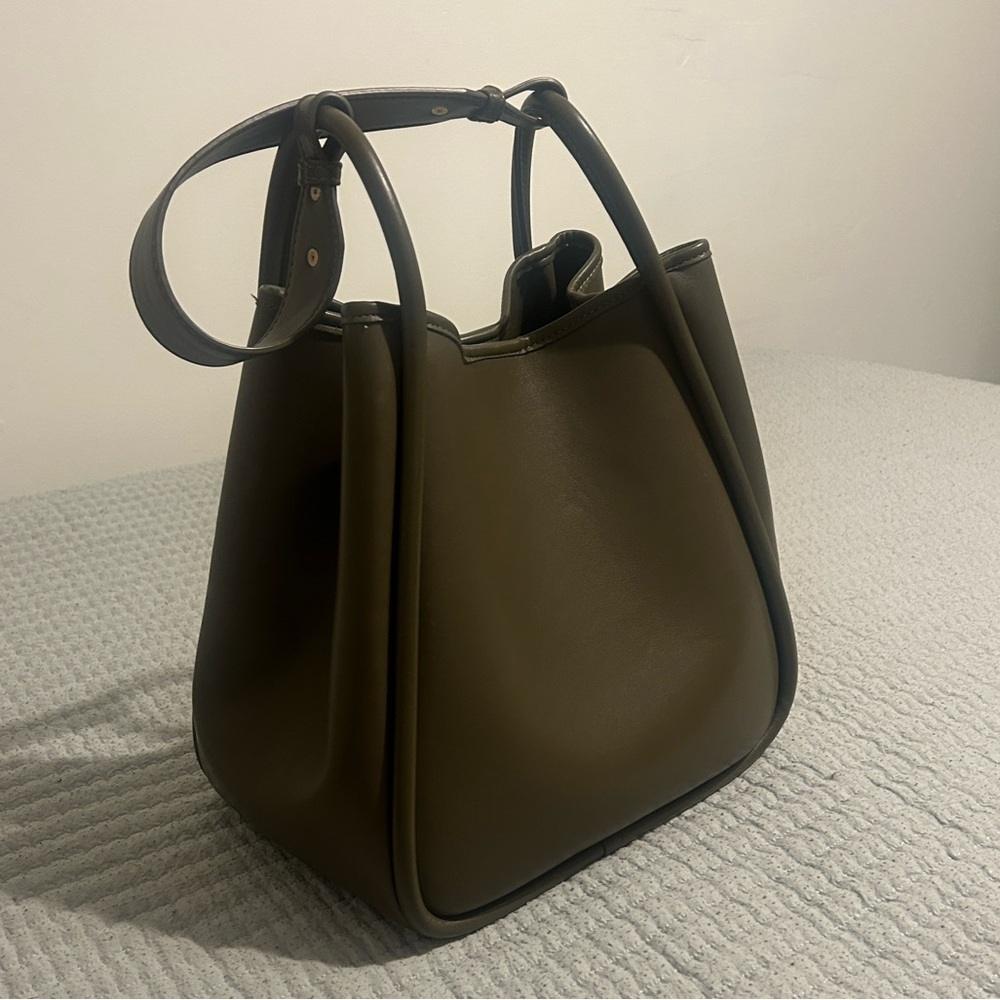 Elegant Brown Tote Bag